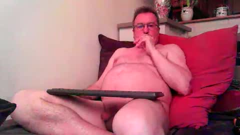 Snapshot of freddy9509 chatting on 03-30-26, 07:04 freddy9509 online show from 03-30-26, 07:04