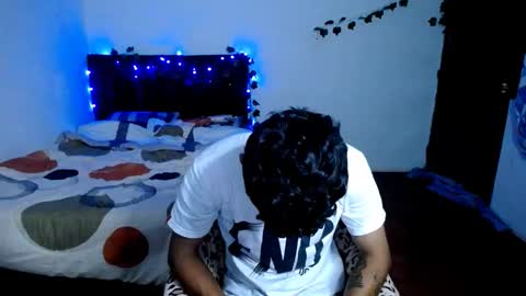 Snapshot of freddy_romans2 chatting on 09-16-25, 02:45 freddy romans online show from 09-16-25, 02:45
