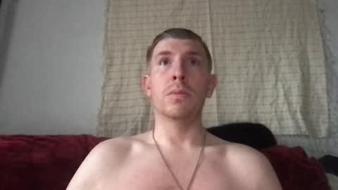 Snapshot of freddyfootball chatting on 04-12-26, 10:59 Freddy Foot Balls online show from 04-12-26, 10:59
