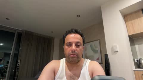 Snapshot of fredmarsone chatting on 04-01-26, 02:03 fredmarson online show from 04-01-26, 02:03