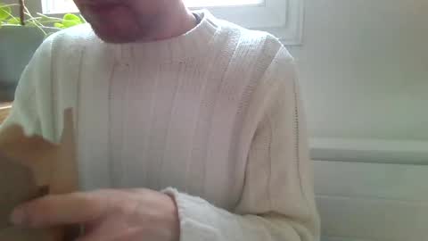 Snapshot of fredthetom12 chatting on 01-08-25, 12:26 Greedy Fred online show from 01-08-25, 12:26