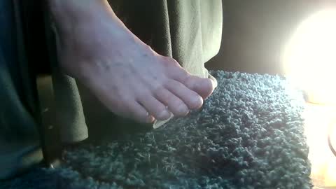 Snapshot of fredthetom12 chatting on 02-10-25, 06:56 Greedy Fred online show from 02-10-25, 06:56