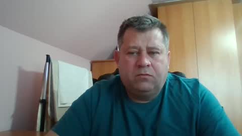 freeboy80180 online show from 01-01-25, 08:45