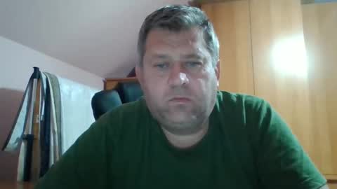 freeboy80180 online show from 09-25-25, 06:22