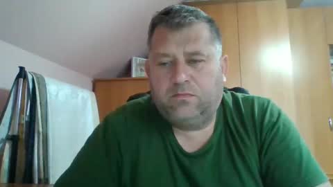 freeboy80180 online show from 10-04-25, 06:11