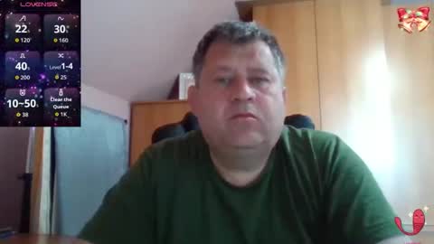 freeboy80180 online show from 04-05-26, 06:54