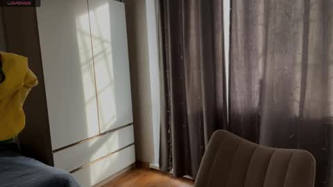 Jenny online show from 04-03-26, 04:10