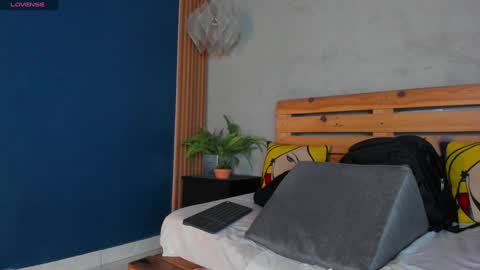 Xavier online show from 01-18-25, 04:26