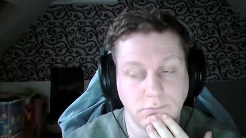 Snapshot of frenchfrieswithmayo chatting on 12-08-24, 08:30 French fries online show from 12-08-24, 08:30
