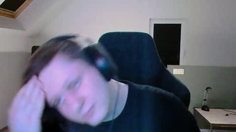 Snapshot of frenchfrieswithmayo chatting on 03-10-25, 10:45 French fries online show from 03-10-25, 10:45