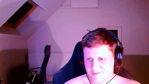Snapshot of frenchfrieswithmayo chatting on 10-18-25, 08:09 French fries online show from 10-18-25, 08:09