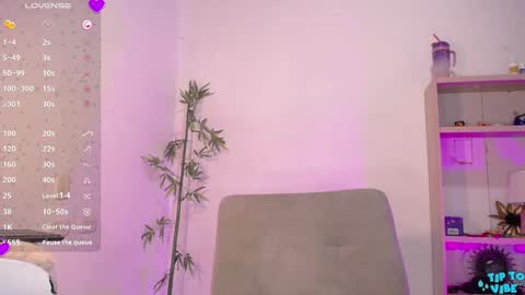 Snapshot of fresita44 chatting on 01-29-25, 08:46 see u 500 pm hora col online show from 01-29-25, 08:46