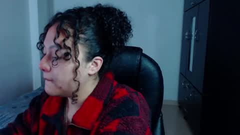 Snapshot of freud_x_louise1 chatting on 12-09-24, 05:40 Louise  online show from 12-09-24, 05:40