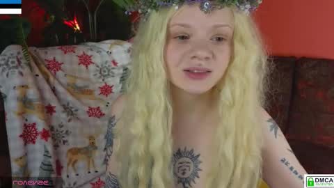 Snapshot of freya_heya chatting on 11-09-25, 02:48 Freya online show from 11-09-25, 02:48