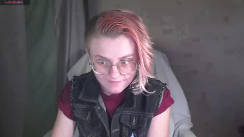 Freya online show from 07-17-26, 01:18