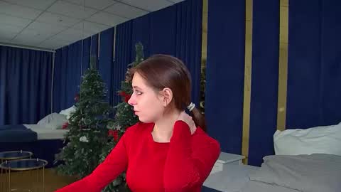 FreyaVey online show from 12-20-25, 06:42