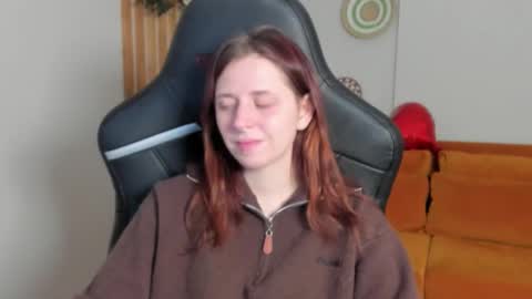 Snapshot of freyavey chatting on 02-16-26, 05:36 FreyaVey online show from 02-16-26, 05:36