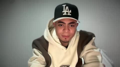 freyva_ online show from 02-11-25, 03:08