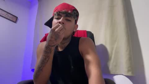 freyva_ online show from 01-17-26, 06:18