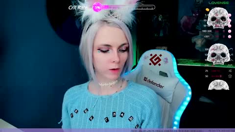 Snapshot of frida_fortune chatting on 01-06-25, 07:20 Frida A boost to fortune for the one who gives a thumbs up and a bonus lucky for those who support me by joining the fanclub online show from 01-06-25, 07:20