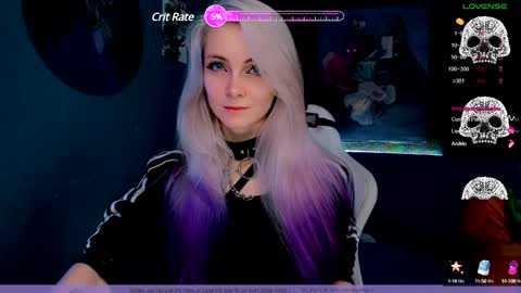 Snapshot of frida_fortune chatting on 01-13-25, 09:19 Frida A boost to fortune for the one who gives a thumbs up and a bonus lucky for those who support me by joining the fanclub online show from 01-13-25, 09:19