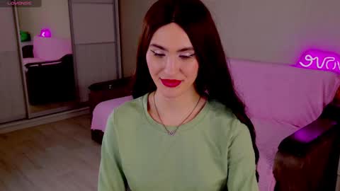 Frida online show from 01-10-25, 08:04