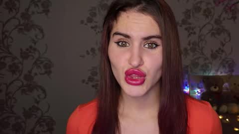 Frida online show from 01-06-26, 06:33