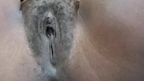 Snapshot of fridahlov chatting on 10-27-25, 07:12 fridahlov online show from 10-27-25, 07:12