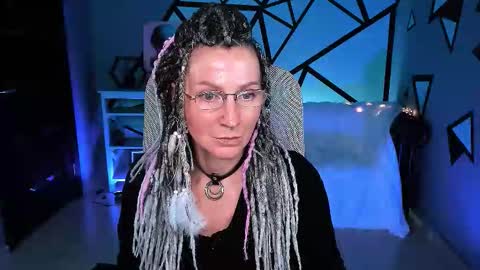 Snapshot of fridatander chatting on 09-25-25, 01:59 Frida Tander online show from 09-25-25, 01:59