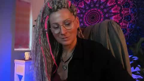 Snapshot of fridatander chatting on 05-29-26, 06:11 Frida Tander online show from 05-29-26, 06:11