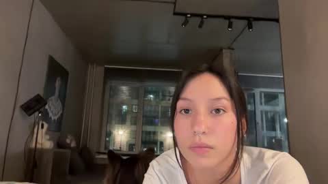 Snapshot of friend_foryou chatting on 02-21-25, 06:26 Lina online show from 02-21-25, 06:26