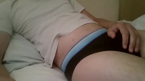 Snapshot of friendly_frank_18 chatting on 05-24-26, 07:46 friendly_frank_18 online show from 05-24-26, 07:46