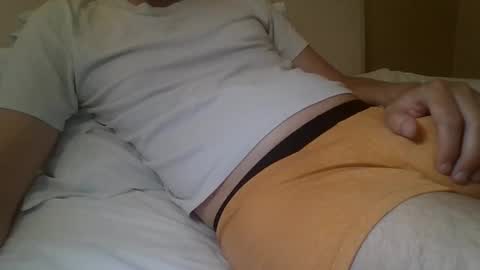 Snapshot of friendly_frank_18 chatting on 05-31-26, 03:30 friendly_frank_18 online show from 05-31-26, 03:30