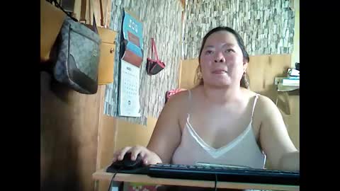 Snapshot of friendychubby chatting on 03-06-25, 05:14 Nice titis jannah online show from 03-06-25, 05:14