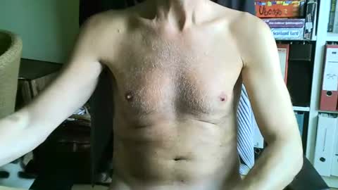 Snapshot of frisco69 chatting on 06-23-26, 04:05 frisco69 online show from 06-23-26, 04:05