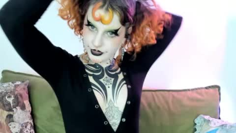 cherry online show from 04-11-26, 12:15