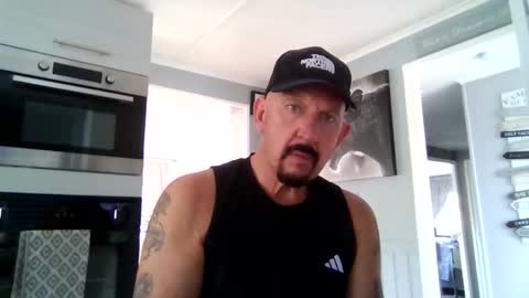 Snapshot of friskyneedsum chatting on 11-25-25, 01:44 bob online show from 11-25-25, 01:44