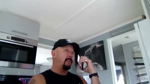 Snapshot of friskyneedsum chatting on 02-04-26, 12:33 bob online show from 02-04-26, 12:33