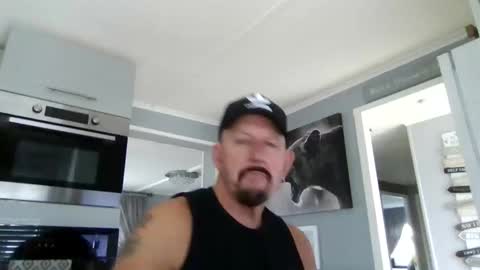 Snapshot of friskyneedsum chatting on 02-10-26, 11:58 bob online show from 02-10-26, 11:58