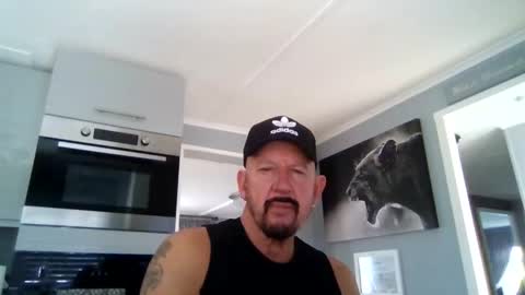 Snapshot of friskyneedsum chatting on 02-18-26, 11:50 bob online show from 02-18-26, 11:50