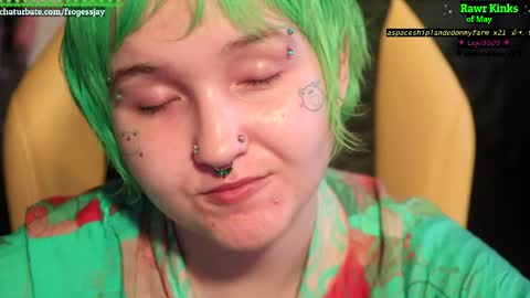   Jaywise Frogfoot  online show from 05-19-26, 01:56