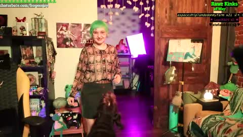   Jaywise Frogfoot  online show from 05-19-26, 07:31