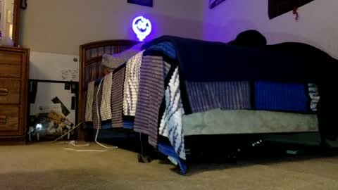 Snapshot of fromthabac chatting on 06-15-26, 02:03 fromthabac online show from 06-15-26, 02:03