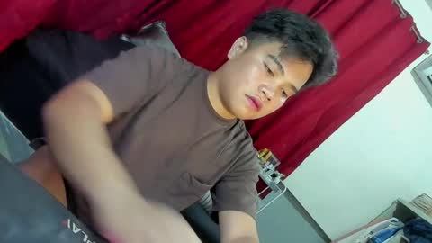 Snapshot of frostbite_69 chatting on 09-12-25, 08:20 GABBY online show from 09-12-25, 08:20