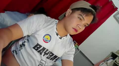 Snapshot of frostbite_69 chatting on 10-16-25, 07:04 GABBY online show from 10-16-25, 07:04