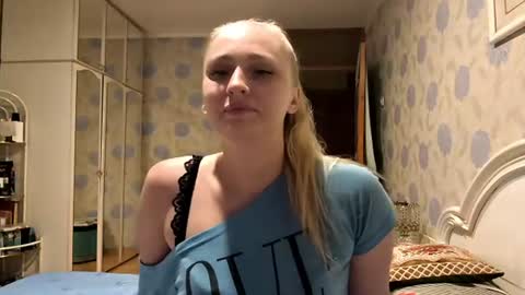 Anna online show from 07-25-26, 02:09