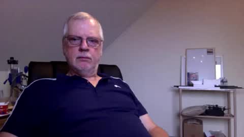 fscking online show from 06-09-26, 05:19
