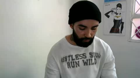 Snapshot of ftmen chatting on 06-11-26, 12:58 Jestevan online show from 06-11-26, 12:58