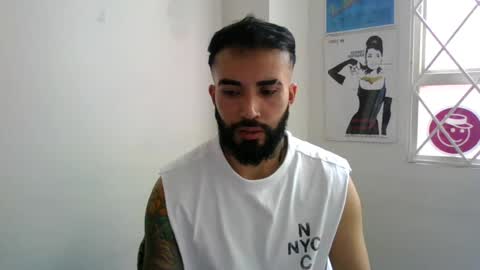 Snapshot of ftmen chatting on 06-30-26, 01:12 Jestevan online show from 06-30-26, 01:12
