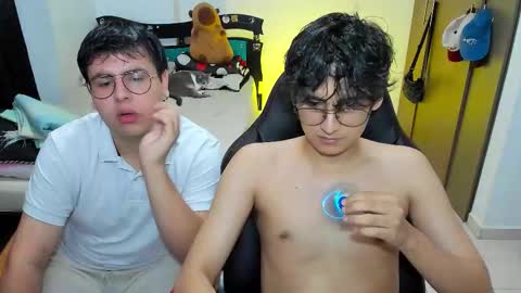 uwu online show from 12-16-25, 08:36